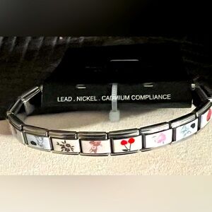 Brandy❤️Melville charm bracelet